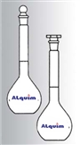 Balão volumétrico de “Classe A”, com rolha de vidro ou polietileno intercambiável, conforme ISO 1042